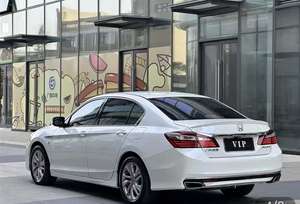 Pour Honda Accord 252-HP : la puissance turbo rencontre la technologie intelligente de la cabine – Améliorez vos trajets quotidiens et vos escapades de week-end à bas prix et de haute qualité. - Product Image 4