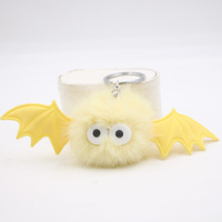 Peluche de chauve-souris mignonne pour Halloween, porte-clés en peluche d'elfe, pendentif mignon, petit diable, ailes dynamiques, porte-clés de voiture