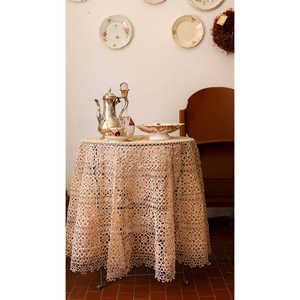 Nappe en dentelle jacquard ivoire en polyester à motif imprimé pour mariages, fêtes et hôtels - Product Image 1
