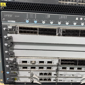 จูนิเปอร์ใช้ศูนย์ข้อมูล MX480-PREMIUM3-AC PoE 16พอร์ต2.56 tbps 10/100/1000Mbps เปลี่ยนความจุ90วันรับประกัน - Product Image 4