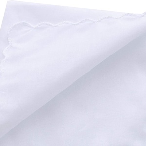 <span class=keywords><strong>Pañuelo</strong></span> Blanco Liso con Bordes Festoneados, Estilo Europeo Americano, <span class=keywords><strong>Pañuelo</strong></span> Cuadrado, Se Puede Decorar con Diseños Pintados a Mano o Bordados - Product Image 2