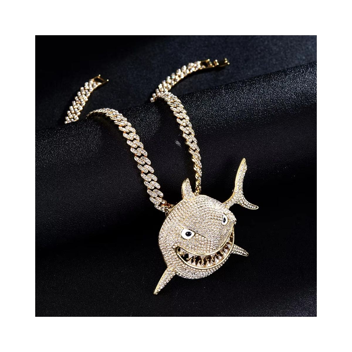 NNew Fashion Necklace Rhinestone Gold Silver Plated Great Shark Pendant  Necklace Hip Hop Cuban Link Chain Necklace Jewelry