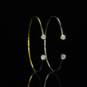 กำไลข้อมือเปิดแบบเปิดประดับมอยส์ซาไนต์ 0.50 กะรัต ชุบเงินแท้ 925 สไตล์แฟชั่นทันสมัยสำหรับผู้หญิง - Product Image 1