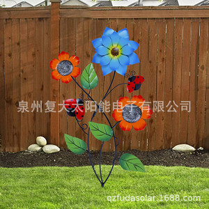 Adorno Metálico para Jardín con Flores Coloridas y Mariquitas para Decoración Exterior - Product Image 3