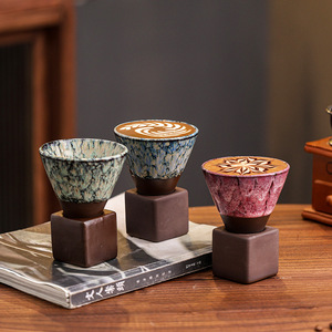 Tazza da Caffè in Ceramica Vintage Conica con Gradiente e Base, Mug in Ceramica Grezza Giapponese - Product Image 1