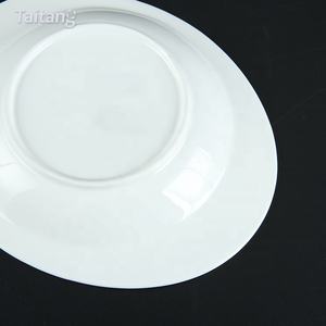 Unique Design Embossed White Porcelain <span class=keywords><strong>Restaurant</strong></span> Oval Dinnerware Plate Set 8" Soup Plate Ceramic - Product Image 6