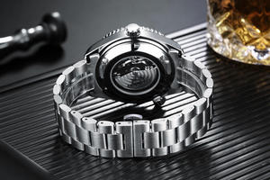 Montre de sport squelette automatique mécanique de luxe en acier inoxydable avec aiguilles lumineuses, étanche et réserve de marche - Product Image 3