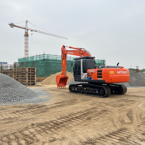 Excavatrice Hitachi ZX200-3G d'occasion de bonne qualité, 20 tonnes, faible nombre d'heures, moteur, boîte de vitesses, pompe, roulement et PLC bien entretenus - Product Image 1