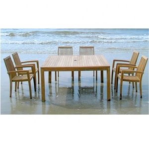 Ensemble de jardin en bois de teck d'Indonésie Table carrée de style européen et 6 chaises empilables pour l'extérieur, hôtel ou résidence - Product Image 1