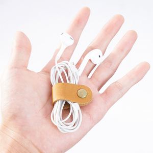 Organizador de Cables Práctico, Enrollador de Cables de Cuero con Cierre a Presión, Clip de Almacenamiento para Cordón, Cable de Carga USB - Product Image 2