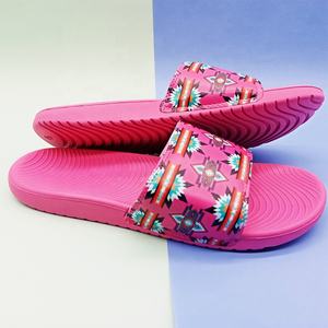 รองเท้าแตะแบบสไลด์รองเท้าแตะสำหรับผู้ชายรองเท้าแตะผู้หญิงสำหรับเจ้าสาวผ้าขนแกะหรูหราโลโก้ออกแบบได้ตามต้องการ - Product Image 3