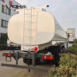 Camion-citerne à carburant diesel HOWO TX 8X4 25000L neuf avec moteur Weichai 351-450HP, transmission automatique - Product Image 4