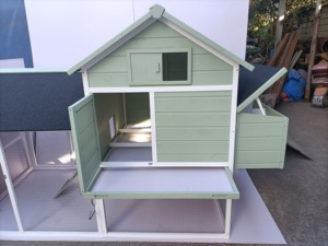 XPT052 Cage pour animaux de compagnie en bois vert moderne pour poulailler de jardin et espace extérieur - Product Image 5