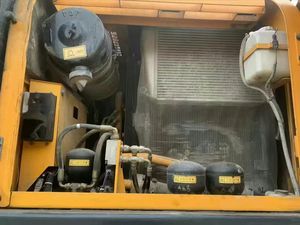 Excavatrice sur pneus Hyundai 15 tonnes d'occasion, fabriquée en Corée du Sud, modèle 150W-7, avec pompe hydraulique HYDAC et engrenage de 1,43 m - Product Image 6