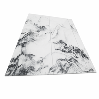 Panneau mural WPC de luxe Calacatta Gold Vein, impression UV personnalisée, PET haute brillance, revêtement décoratif imperméable, 8 mm, système de fixation par clic, extérieur