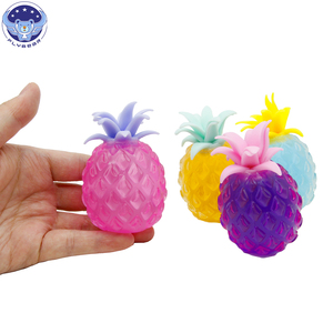 Pelota Antiestrés de Piña con Polvo Dorado, Juguetes Sensoriales, Pelotas de Maltosa con Forma de Fruta, Piña y Uva, para Reducir el Estrés, Bolas Blanditas - Product Image 5