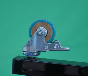 <span class=keywords><strong>Table</strong></span> <span class=keywords><strong>de</strong></span> tennis <span class=keywords><strong>de</strong></span> <span class=keywords><strong>table</strong></span> professionnelle Bailing en vente, taille standard internationale, acier haute intensité, pliable et mobile - Product Image 5