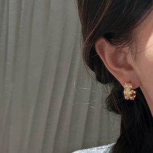 ต่างหูเงินแท้ Wenchi S925 ดีไซน์ขอบกระโปรง ประดับคริสตัลเพทายเต็มวง สไตล์ฝรั่งเศสวินเทจสุดหรูหรา รุ่นจีบคริสตัล - Product Image 3