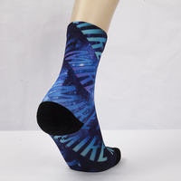Chaussettes pour hommes en coton blanc imprimées en 3D sur mesure avec logo sur le bas, séchage rapide, respirantes, personnalisables pour l'impression