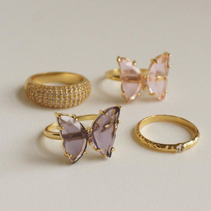 Cincin Kupu-kupu Kristal Kaca untuk Wanita Perhiasan Tangan Manis Wanita Wanita Cincin Aksesori Emas Hadiah Cincin Pertunangan Femme Pria - Product Image 6
