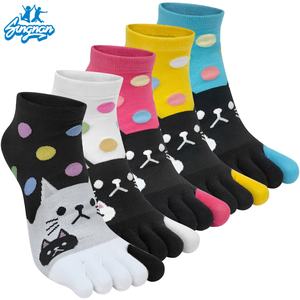 جوارب نسائية مضحكة مانعة للانزلاق بخمسة أصابع جوارب منخفضة القطع بأصابع كرتونية جوارب كاحل للركض قطنية للبيع - Product Image 4