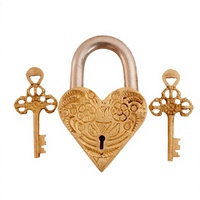 Cadenas vintage en laiton en forme de cœur, serrure décorative antique avec gravure florale ornée et clés squelettées
