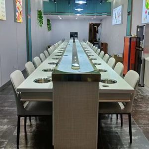 สายพานลำเลียงซูชิแบบหมุนรูปพระจันทร์เสี้ยวขนาด 114 มม. 140 มม. ปรับแต่งได้อย่างเต็มที่สำหรับร้านซูชิ - Product Image 1