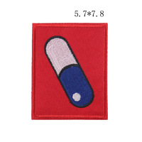 Patch brodé thermocollant « Amour et Paix » pour vêtements et accessoires