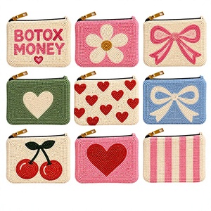Collection de pochettes pliables mignonnes en perles de rocaille avec motifs cerise, marguerite, nœud, cœur et rayures, porte-monnaie perlé fait main, vente en gros - Product Image 1