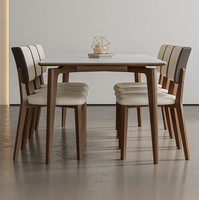 Ensemble de table et de chaises de salle à manger en bois massif et cuir PU de style nordique moderne