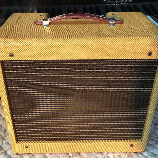 Custom Vintage '57 Custom Champ Hand-Wired Valve Guitar Amplifier Combo 5 Watt with Classic Tweed TONE