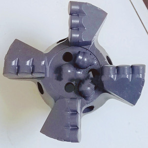 מקדח PDC חדש עם 4 כנפיים ללא ליבה / מקדחי PDC למשיכת מים לקידוח בארות מים - Product Image 3