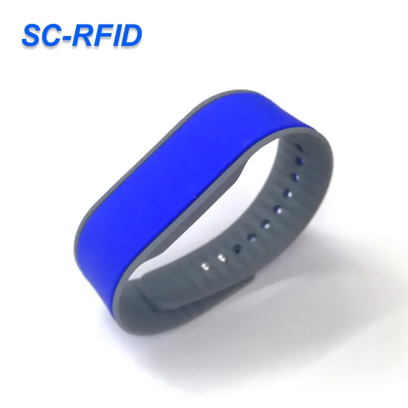 Sencan 도매 사용자 정의 조정 가능한 패시브 LF/HF/UHF 실리콘 RFID 팔찌 시계 태그