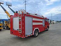 Camion de pompiers Isuzu avec réservoir d'eau de 5000 litres, véhicule de lutte contre l'incendie, véhicule de sauvetage incendie, camion de pompiers