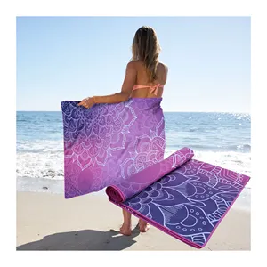 新设计渐变彩色印花沙滩巾超细纤维材料定制logo印花快干沙滩巾