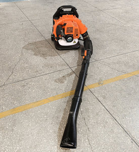 Soffiatore Industriale a Benzina EB808 con Design Leggero e Facile da Trasportare, Attrezzatura a Doppia Spalla per Lavori Stradali - Product Image 6