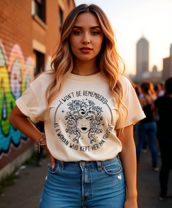 Maglietta Femminista Medusa da Donna a Maniche Corte, Girocollo, 100% Cotone Jersey, Stampa Casual, Vestibilità Ampia, Primavera Estate, Maglietta per il Potenziamento Femminile - Product Image 2