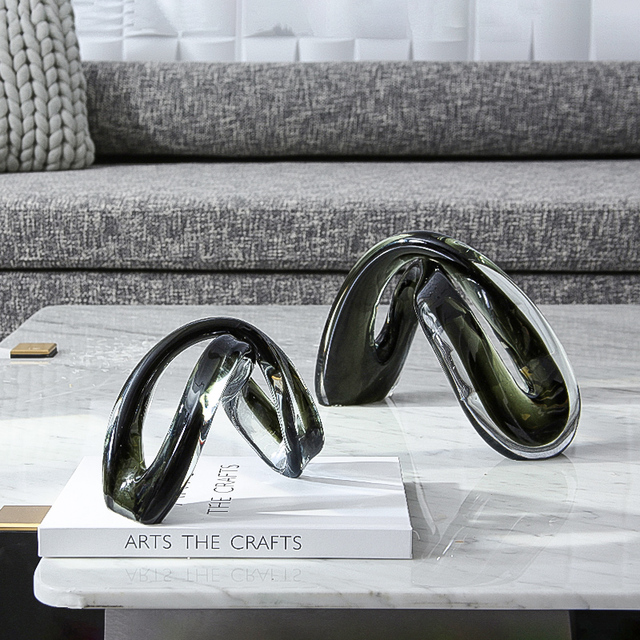 Classic Home Accessories Furniture Decoration Art Glass Sculpture Table Home Decor Pieces