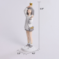 Statuette de fille en résine de style nordique moderne, mignonne, en forme de fille à crème glacée, pour la décoration de salon, d'hôtel, de café ou de maison