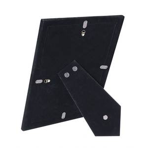 Semplice cornice per foto in metallo 200x250 mm dal design elegante per l'esposizione domestica - Product Image 3