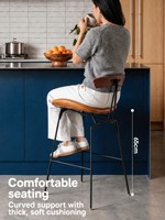 Tabouret de bar haut moderne et minimaliste pour bureau à domicile, avec revêtement en cuir durable, chaise de bar de designer haut de gamme au style luxe léger