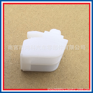 Clip de fixation en plastique pour moulure de bas de caisse Mercedes-Benz 0019910371 – Neuf pour remplacement et réparation - Product Image 5