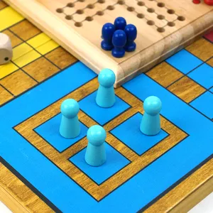 Vente en gros d'ensemble de jeux de société de haute qualité pièces d'échecs en plastique coloré jeux d'échecs volants en bois jeux de société pour adultes - Product Image 1