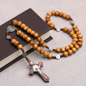Katholisches Rosenkranz Kruzifix Religiöser Schmuck Saint Benedict Charm Cross Anhänger Jesus 10mm Holz perlen Handgemachte Rosenkränze Großhandel - Product Image 4