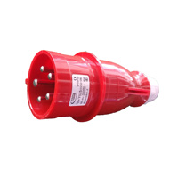 PDU vertical triphasé 415C 380V 18 voies avec protection contre les surcharges 32A 63A IEC C13 C19 certifié CE Modèle C13-18-32A pour centre de données