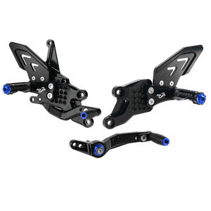 YAMAHA YZF-R7 2021-2023motosiklet aksesuarları için CNC ayarlanabilir arka seti ayak istirahat rearset footrest (alüminyum alaşım) - Product Image 1