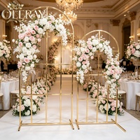 Arches de mariage carrées en métal doré et toiles de fond en fleurs de soie pour la décoration de mariages et d'événements (vente en gros)