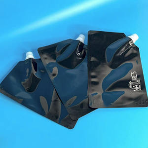 Buse de poche à bec liquide en plastique blanc de qualité alimentaire de 1-5L sac de jus debout estampage à chaud joint étanche 1L Stock pour l'eau - Product Image 2