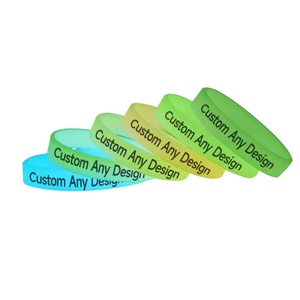 Bracelets promotionnels en silicone imperméables personnalisés avec logo, imprimés à l'écran, pour événements - Product Image 1