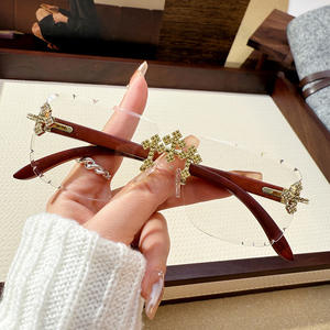 أزياء جديدة شعار مخصص العلامة التجارية الفاخرة الماس نظارات مغني الراب الرجال النساء عبر الهيب هوب النظارات الشمسية لامعة الزركون الماس نظارات الشمس - Product Image 3